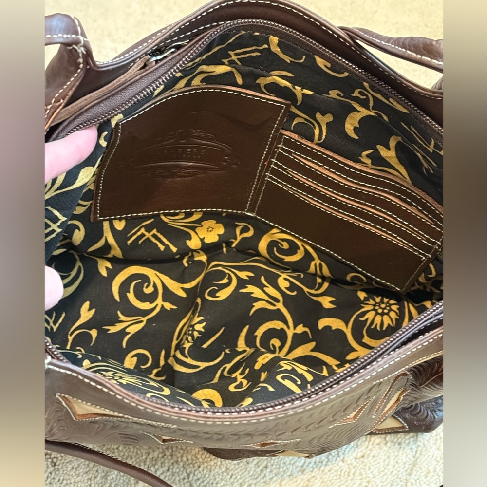 Leather Shoulder Bag - Picture 7 of 11